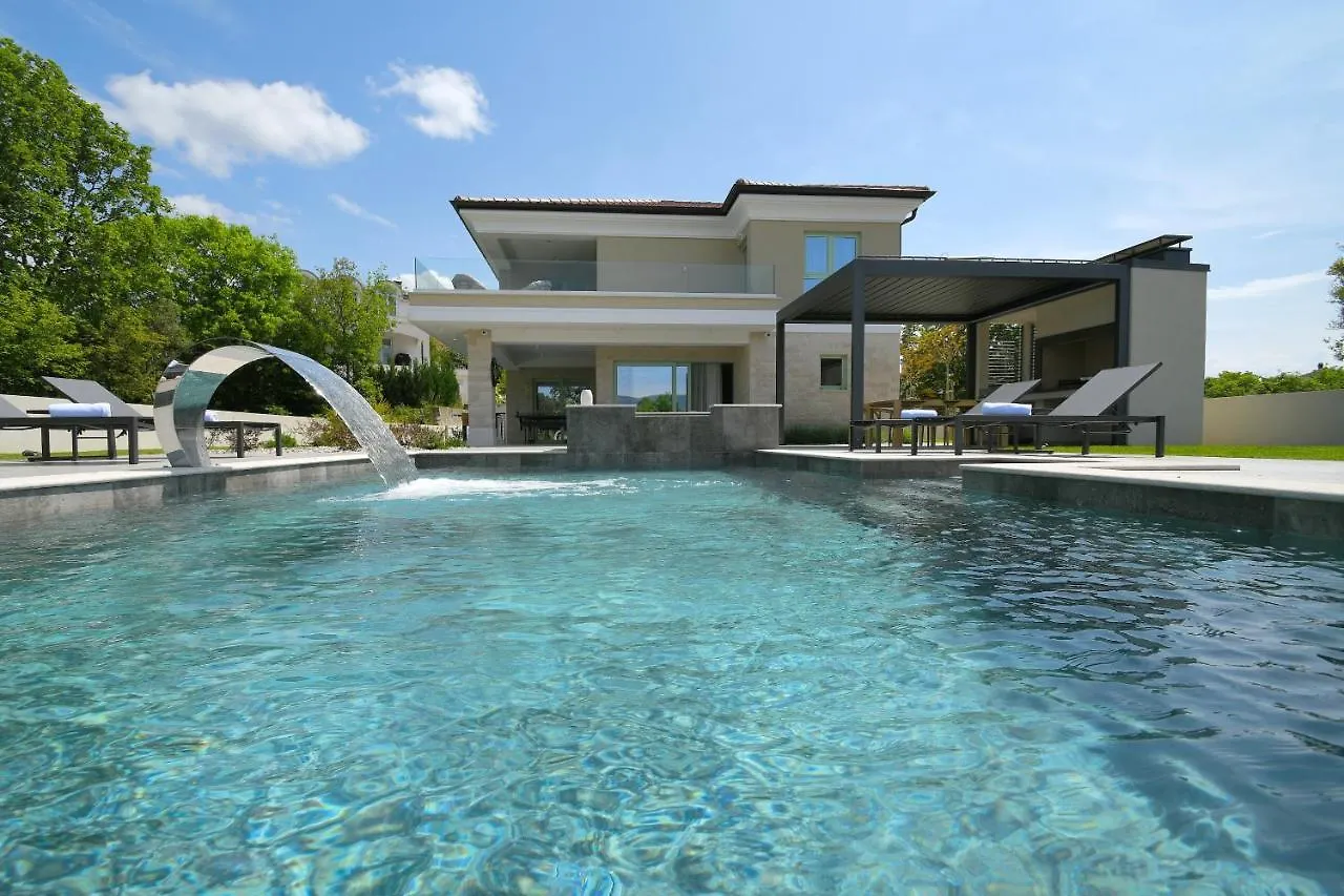Villa Helena Brzac
